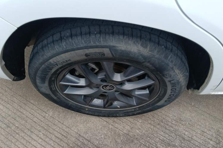 Used BYD Song 2020 Classic Edition 1.5T Manual Luxury Model
