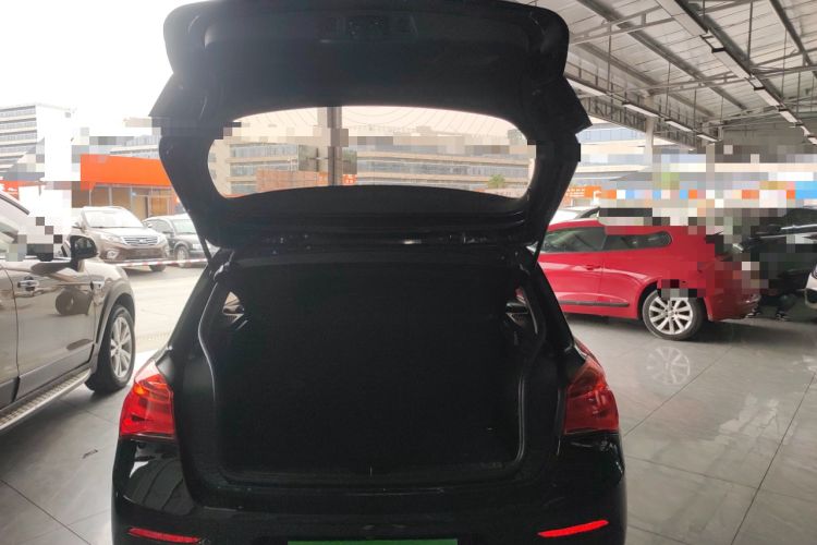 Used BMW 1 Series 2016 120i Sport Design Package
