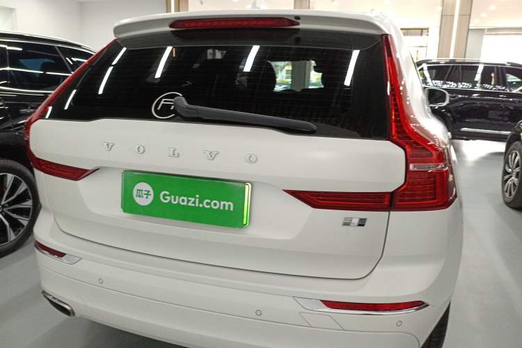 Used Volvo XC60 New Energy 2019 T8 E-Drive Hybrid Prestige Luxury Version China V Standard
