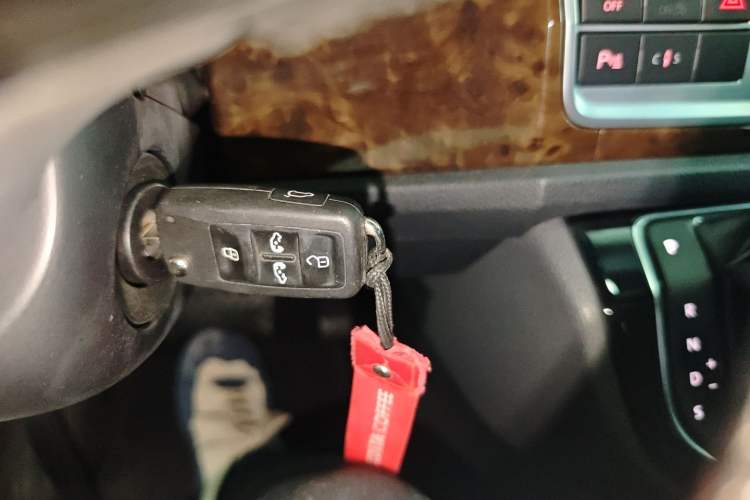 Used Volkswagen Multivan 2018 2.0 TSI 4x4 Prestige Edition 7-Seater
