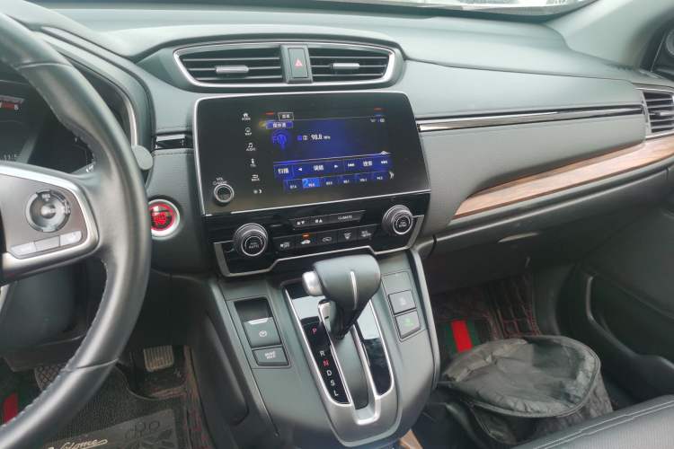 Used Honda CR-V 2021 240TURBO CVT 2WD Fashion Edition
