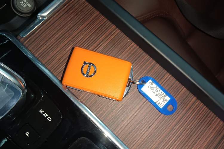 Used Volvo XC60 2022 B5 4x4 Smart Luxury Edition