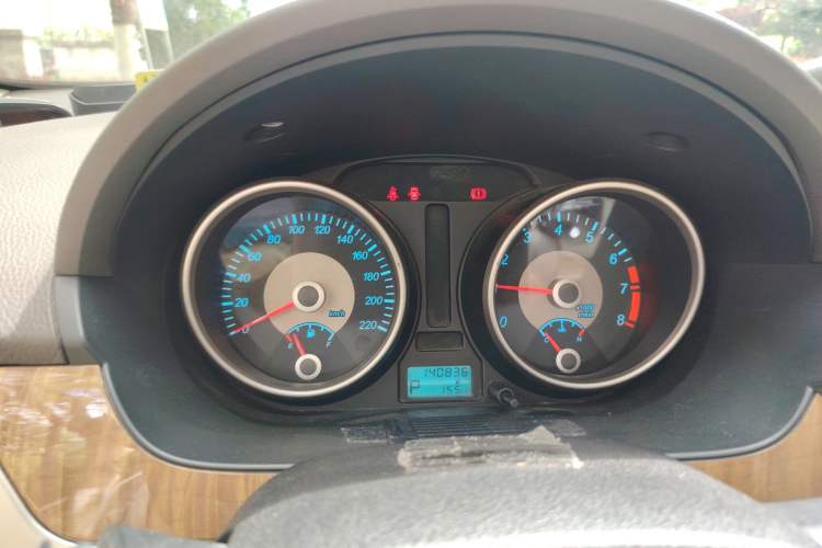 Used Buick Excelle 2015 1.5L Automatic Classic Model
