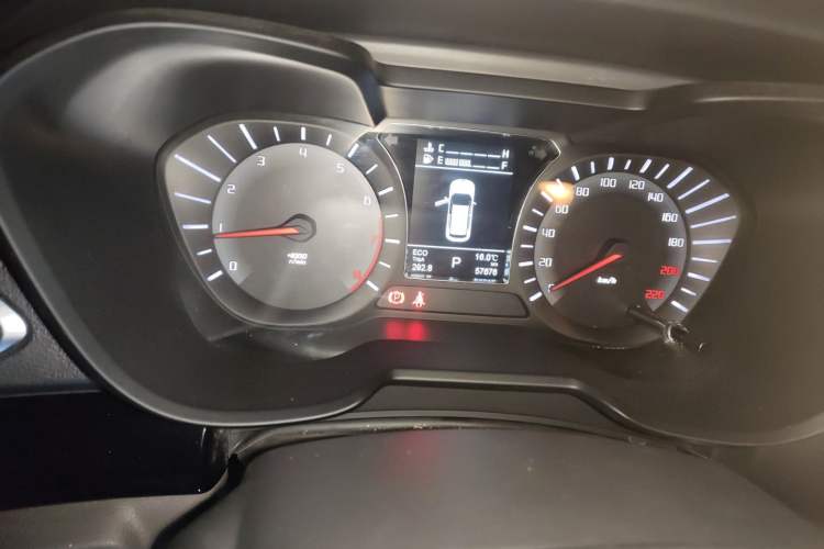 Used GAC Trumpchi GS4 2017 235T Automatic Two-Wheel Drive Luxury Smart Connectivity Version Instrument Cluster