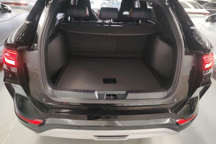 Used BYD Song PLUS New Energy 2023 Champion Edition DM-i 110KM Flagship PLUS Trunk