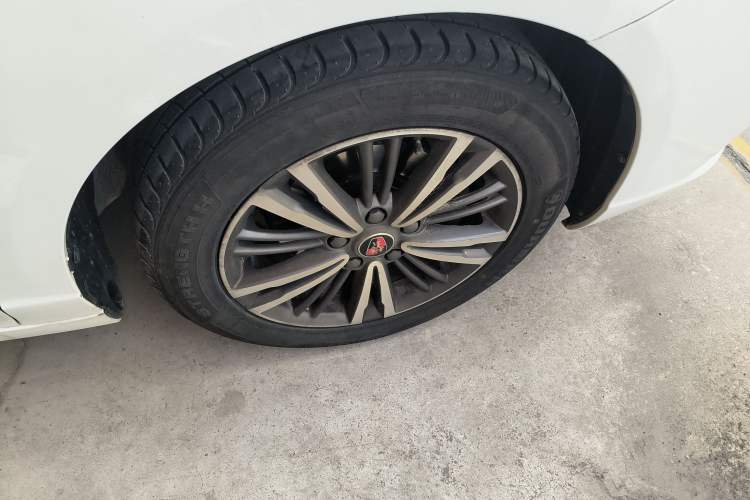 Used Roewe i5 2019 1.5L Manual 4G Connectable Langhao Edition
