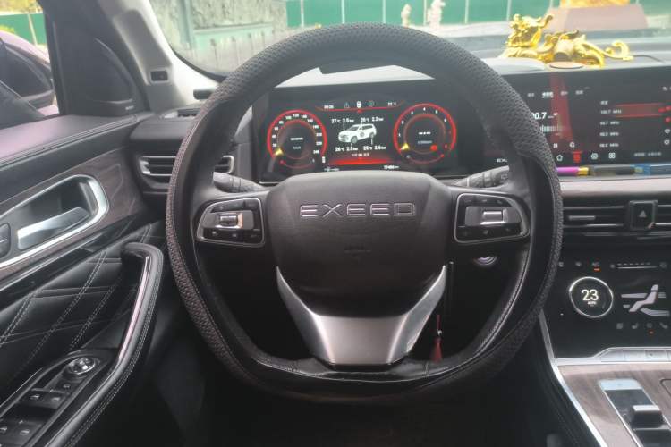 Used EXEED Lanyue 2021 400T Two-Wheel-Drive Xingrui Pro Edition 7-Seater
