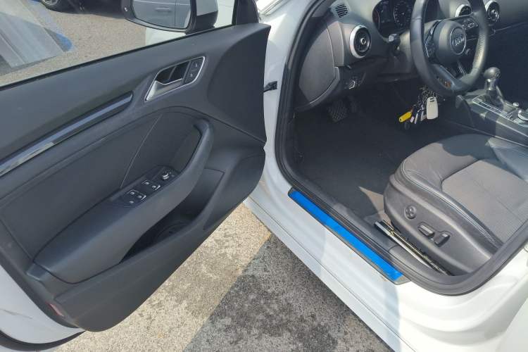 Used Audi A3 2017 Sportback 35 TFSI Fashion Model