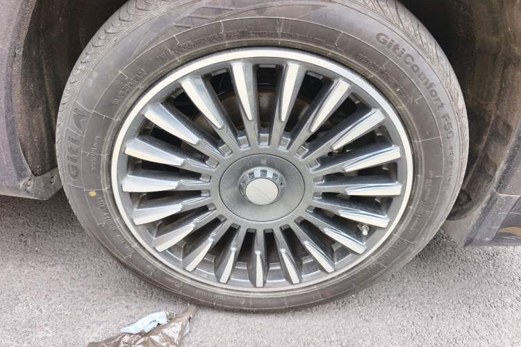 Used Geely Auto Haoyue L 2025 2.0T DCT Luxury Edition Right Front Wheel Hub