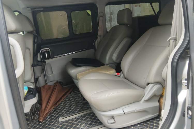 Used JAC Group Refine M5 2019 2.0T Gasoline Dual-Clutch Business Edition Left Rear Seat