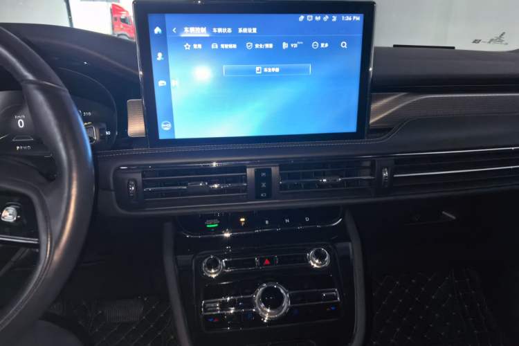 Used Lincoln Corsair 2022 2.0T Two-Wheel Drive Luxury Edition Audio And AC Panel