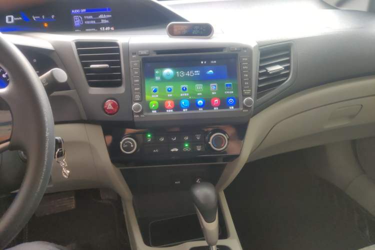 Used Honda Civic 2014 1.8L Automatic Classic Edition Audio And AC Panel