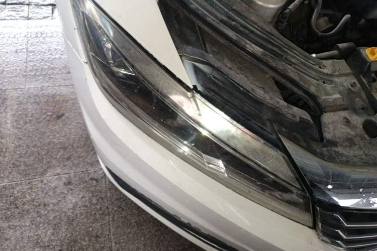 Used Volkswagen Lavida 2019 1.5L Automatic Comfort Edition China VI Standard Right Front Headlight