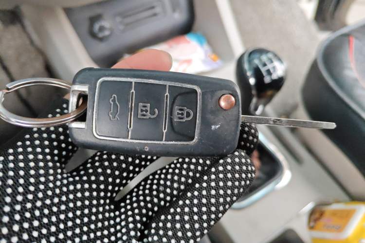 Used FORTHING Lingzhi 2019 M5L 1.6L 7-Seater Comfort Model China VI Standard