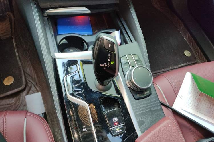 Used BMW 5 Series 2021 530Li Leading Model M Sport Package
