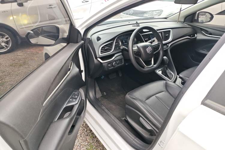 Used Buick GT 2021 Revised Version 1.3T Automatic Mild Hybrid Elite Edition Driver Seat
