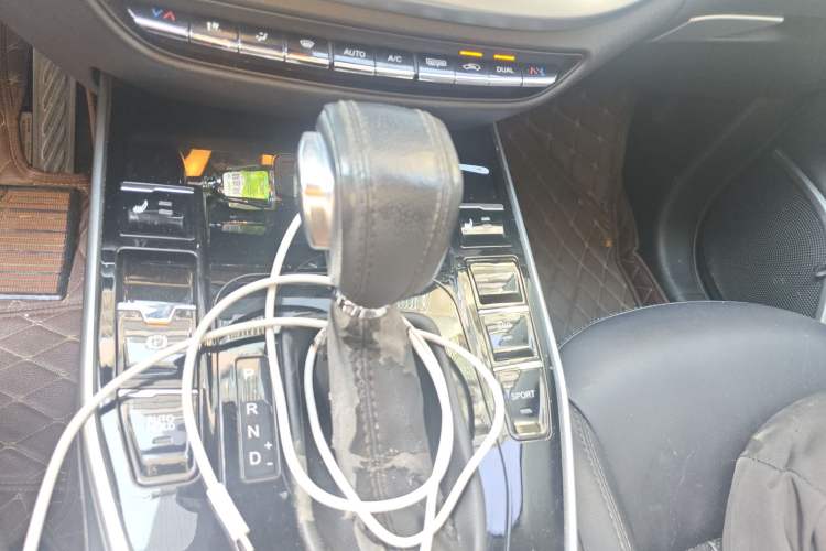 Used Soueast DX7 2018 Prime 1.8T DCT Flagship Model China V Standard