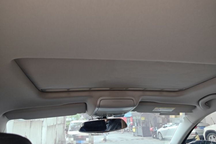 Used Volkswagen Sagitar 2018 1.6L Automatic Comfort Model Headliner