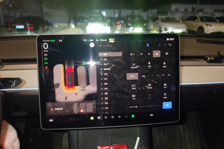 Used Tesla Model Y 2024 Long-Range All-Wheel-Drive Version