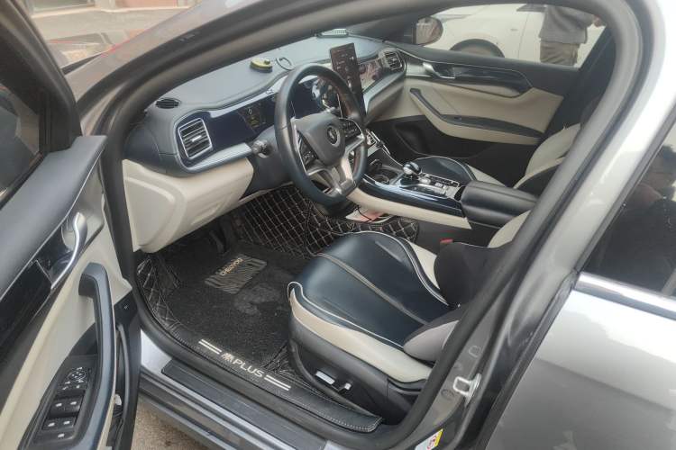 Used BYD Qin PLUS 2021 EV 500KM Luxury Model Driver Seat