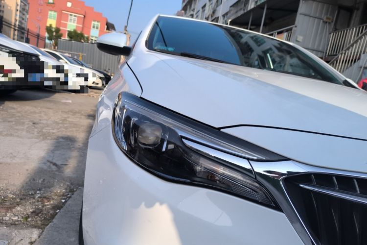 Used Buick GT 2018 18T Automatic Elite Model
