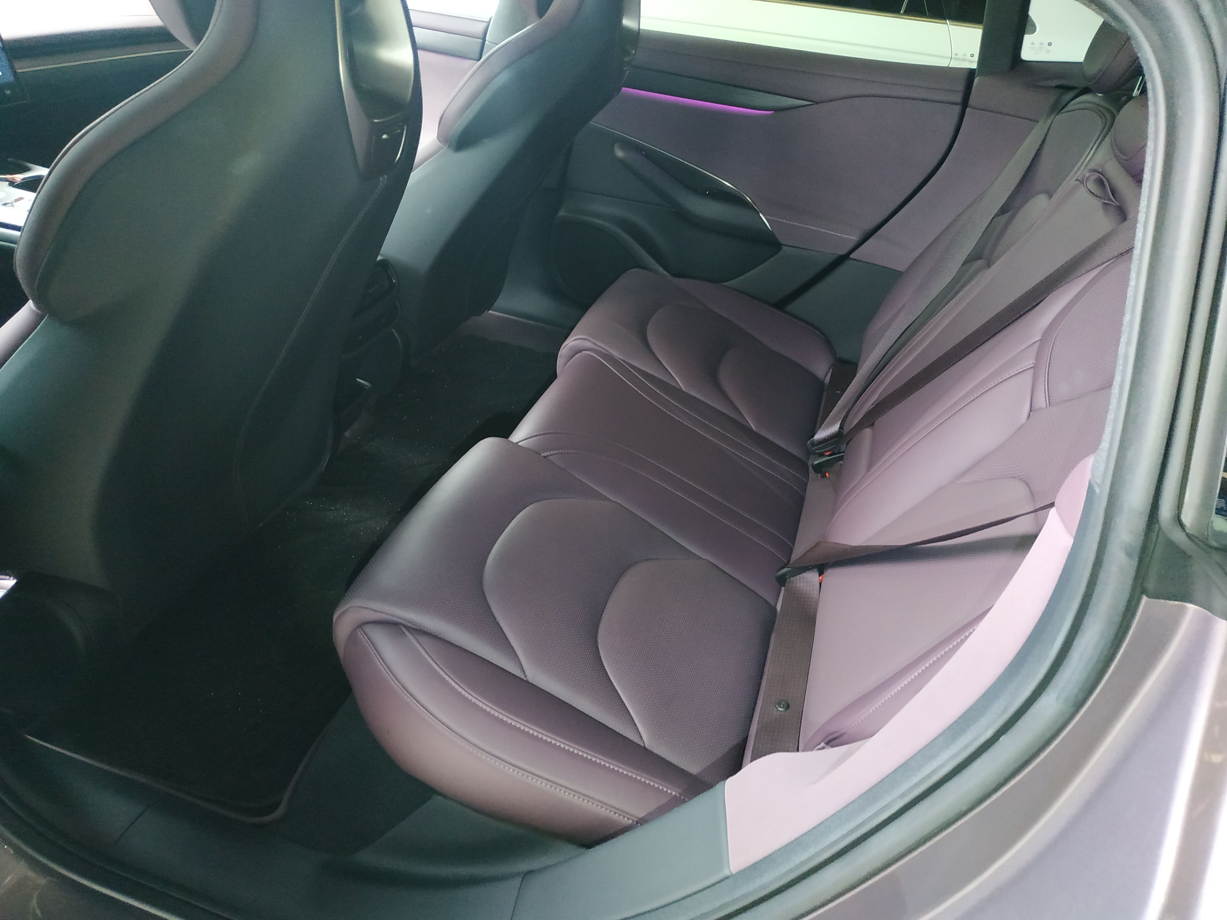 Xiaomi Auto SU7 2024 Rear-Drive Ultra-Long Range Advanced Pro-Level Intelligent Driving Version — снимка 20