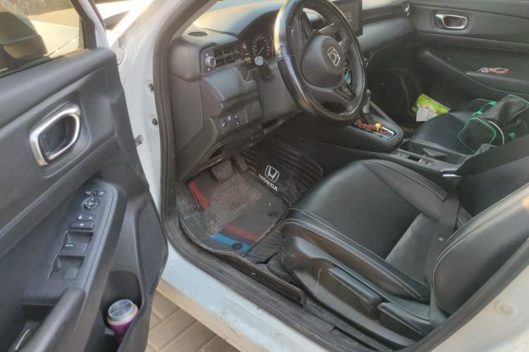 Used Honda Vezel 2023 1.5L CVT Elite Edition
