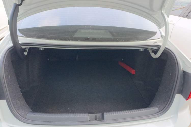 Used Volkswagen Sagitar 2015 230TSI Automatic Comfort Version Trunk