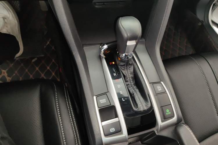 Used Honda Civic 2016 220TURBO CVT Luxury Edition