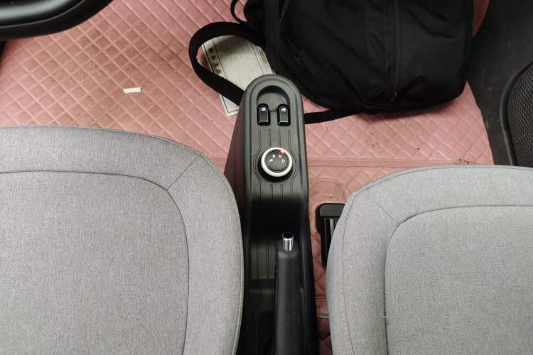 Used Wuling Hongguang MINIEV 2022 Macaron Premium Model – Lithium Iron Phosphate