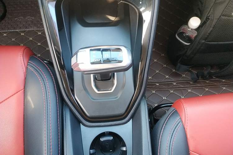 Used Haval H2s 2017 Red-Label 1.5T Dual-Clutch Comfort Model