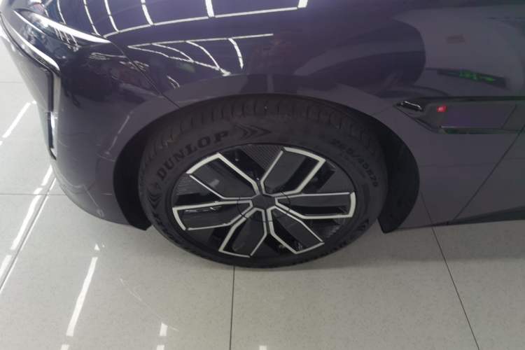 Used Avatr 12 2025 Ultra Extended-Range Edition