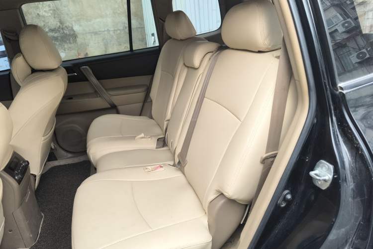 Used Toyota Highlander 2009 3.5L 4x4 7-Seater Luxury Edition
