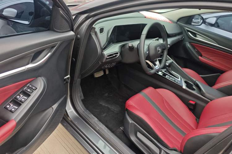 Used CHANGAN Eado 2021 PLUS Blue Whale NE 1.4T GDI DCT Prestige Model
