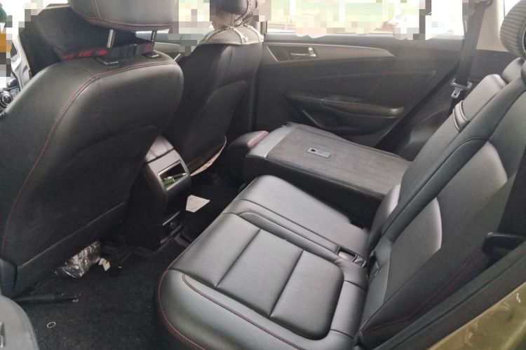 Used CHANGAN CS75 2014 2.0L Manual Luxury Version China IV Standard