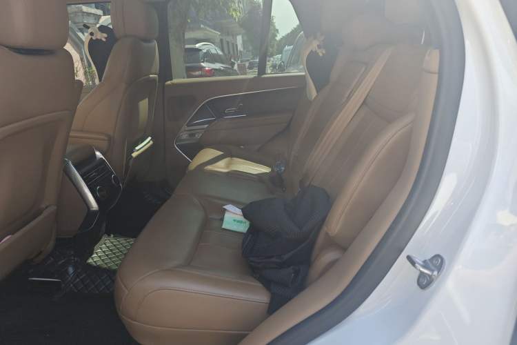 Used Land Rover Range 2023 3.0 L6 360 PS Grand Edition
