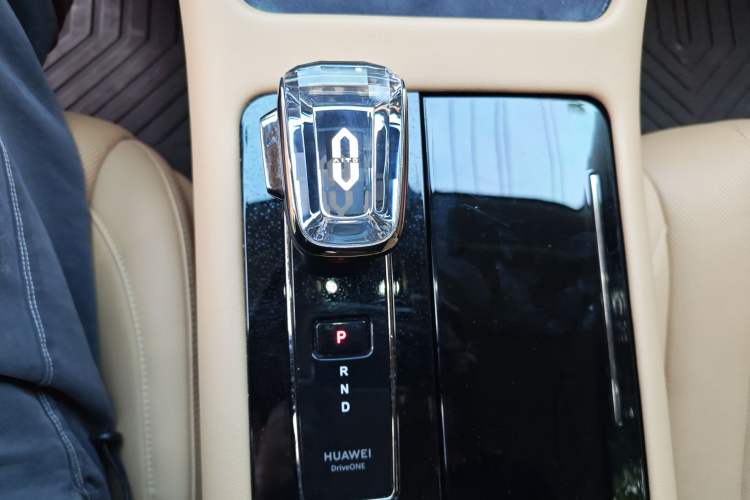 Used Hima AITO M7 2024 1.5T Intelligent Driving Rear-Drive Max Edition 5 Seats