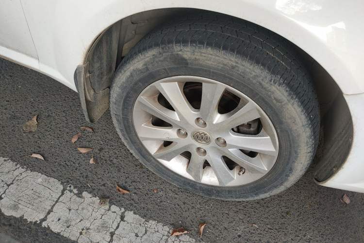 Used Buick Excelle 2013 1.5L Manual Luxury Model
