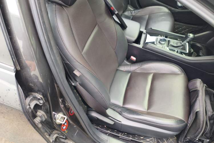 Used Mazda 3 Axela 2020 2.0L Automatic Zhiya Edition Right Front Seat