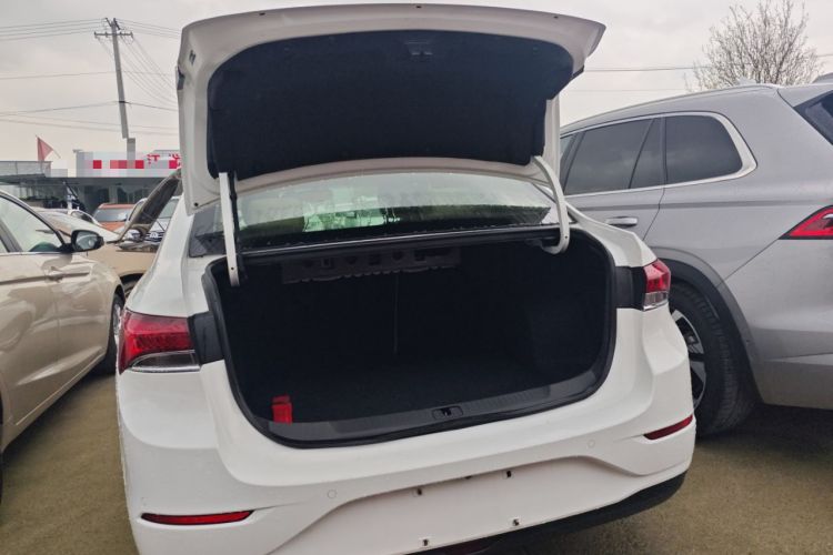 Used Buick GT 2019 15T Dual-Clutch Connected Elite Version China V Standard
