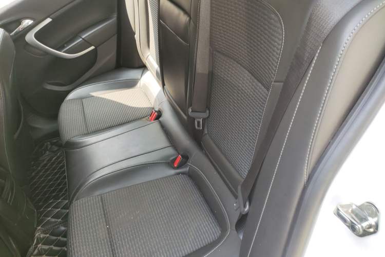 Used Buick Regal 2015 1.6T Leading Technology Model
