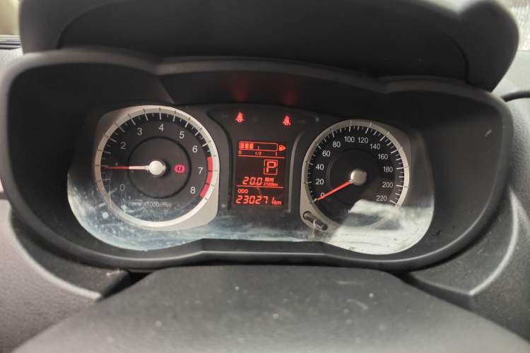 Used Venucia R50X 2013 1.6L Automatic Version with Beidou Navigation