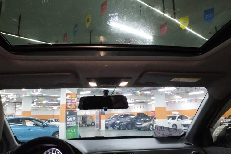 Used Honda XR-V 2020 1.5L CVT Comfort Version Headliner