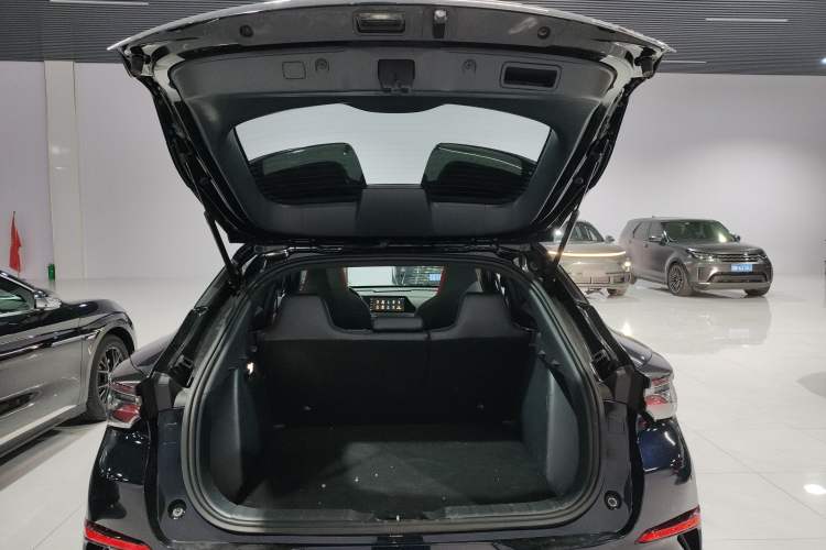 Used Changan UNI-T 2020 1.5T Prestige Version
