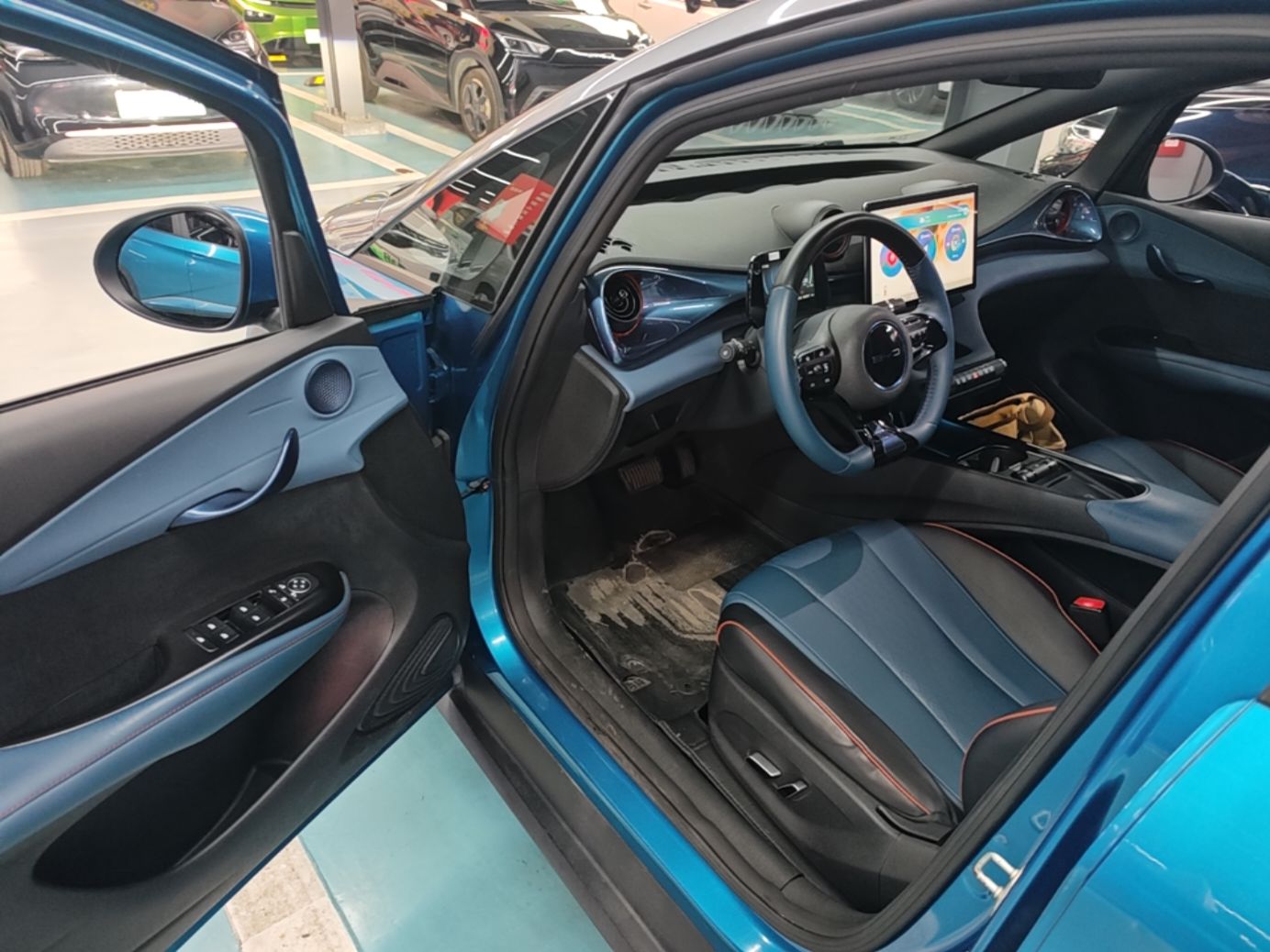 BYD Dolphin 2021 401km Knight Edition — снимка 18