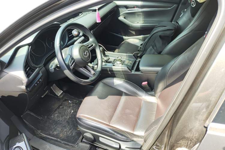 Used Mazda 3 Axela 2020 2.0L Automatic Zhiya Edition
