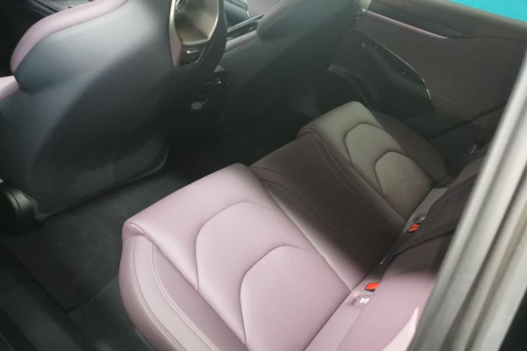 Used Xiaomi Auto SU7 2024 Rear-Drive Ultra-Long Range Advanced Pro-Level Intelligent Driving Version
