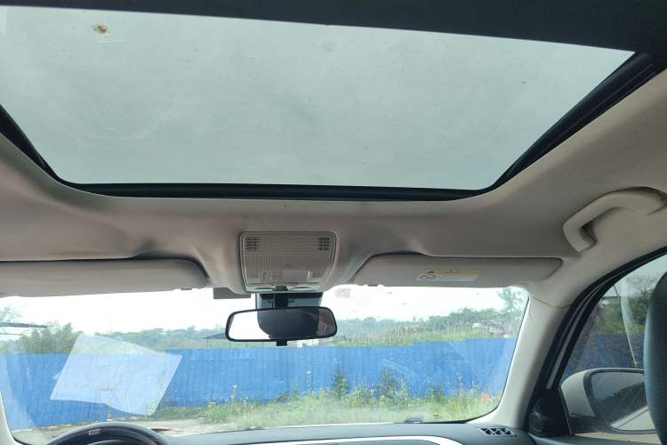 Used Qoros 5 2018 1.6T Automatic Leading Model
