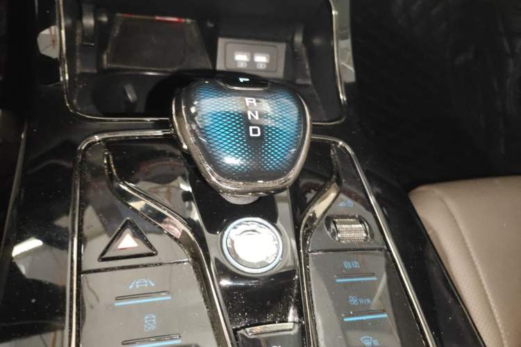 Used BYD Han 2020 DM Four-Wheel Drive Performance Edition Luxury Model
