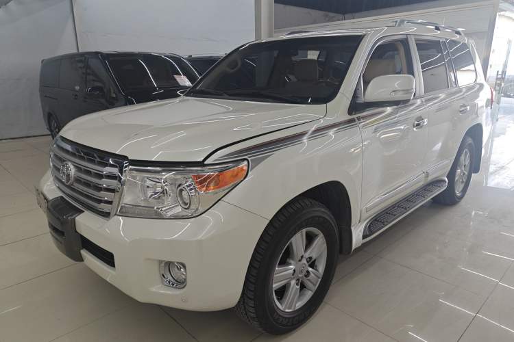 Used Toyota Land Cruiser 2014 4.0L Automatic Parallel Import Version